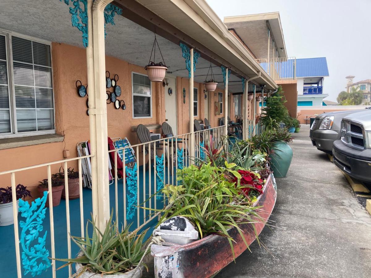 Michaels Siesta Motel St. Petersburg Bagian luar foto