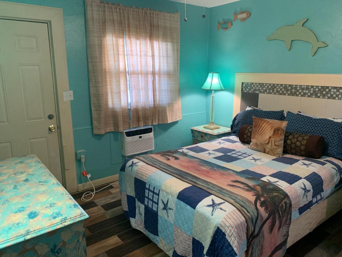 Michaels Siesta Motel St. Petersburg Bagian luar foto