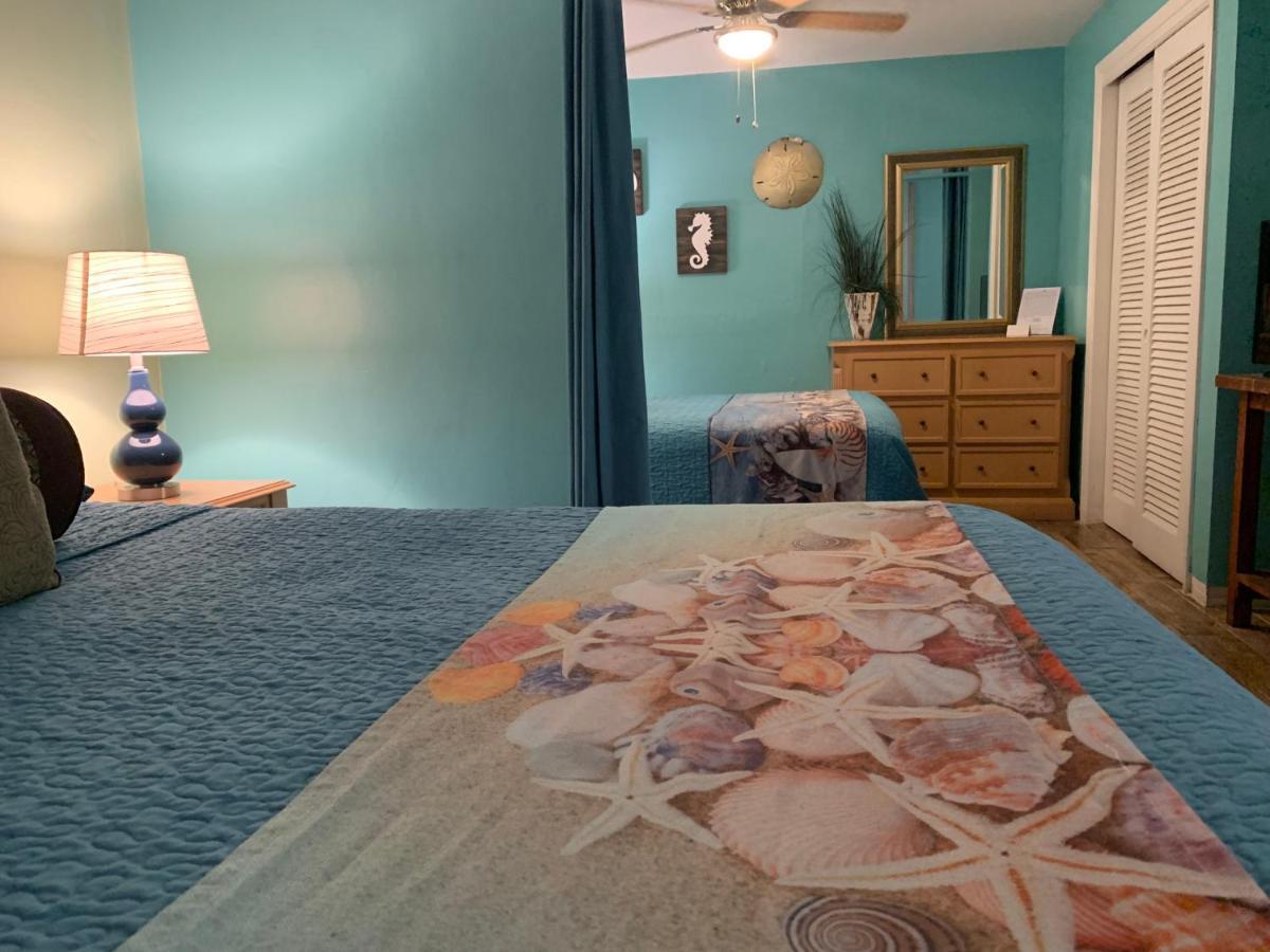 Michaels Siesta Motel St. Petersburg Bagian luar foto