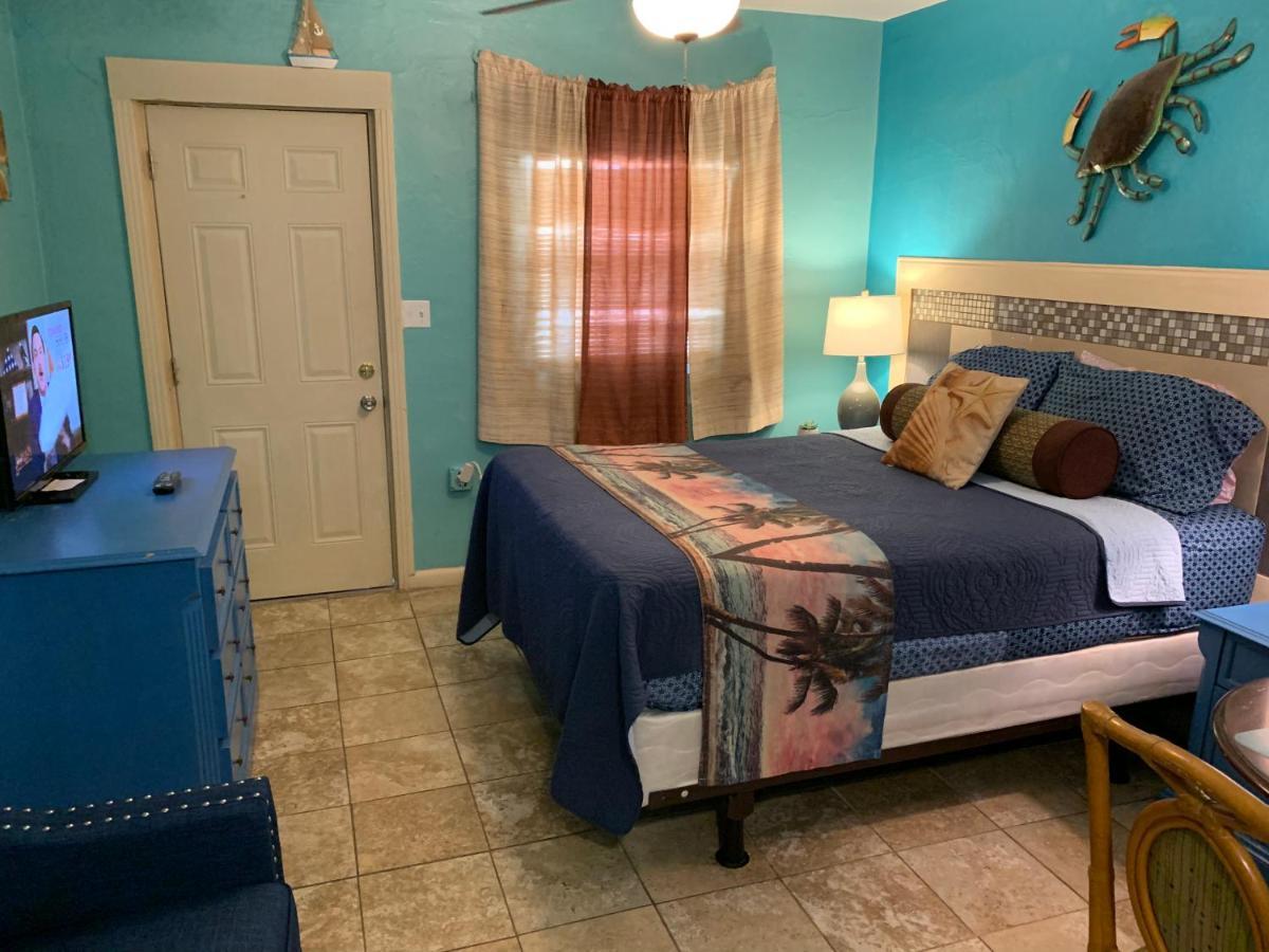 Michaels Siesta Motel St. Petersburg Bagian luar foto